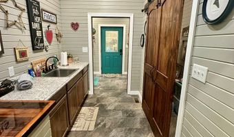 674 Cantrell Rd, Big Sandy, TN 38221