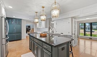 2524 Georgetown Cir, Bartlesville, OK 74006