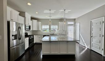 822 Richmont Grove Ln, Apex, NC 27523