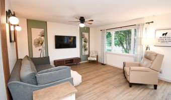 11622 N Venetian Way, Cromwell, IN 46732