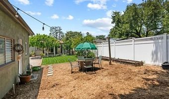 2968 Casitas Ave, Altadena, CA 91001