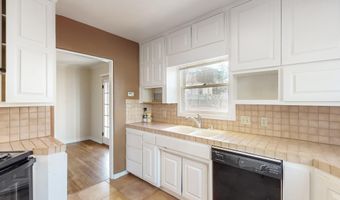 3040 Mackland Ave NE, Albuquerque, NM 87106