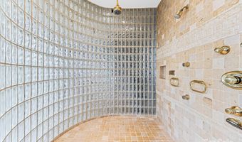 10 Beaverbrook Ct, Asheville, NC 28804