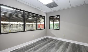 3200 S Reynolds Rd, Bauxite, AR 72011