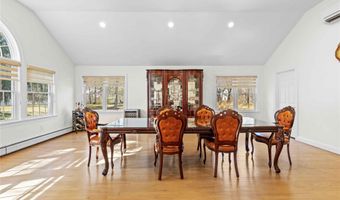 20 Dale Rd, Airmont, NY 10952
