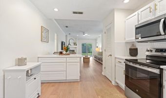 1578 LINKSIDE Dr, Atlantic Beach, FL 32233