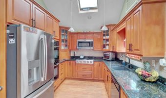 64 Hamilton St, Amityville, NY 11701