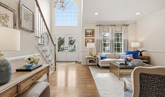 35 Lilac Ln, Danbury, CT 06810