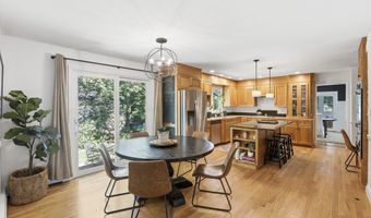 25 Revolutionary Rd, Acton, MA 01720