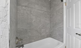 6305 COTTONWOOD Ln, Apollo Beach, FL 33572