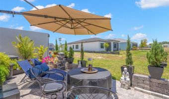 5828 WINDBREAK Ct, Apollo Beach, FL 33572