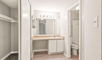 4401 PEMBROOK VILLAGE Dr 102, Alexandria, VA 22309