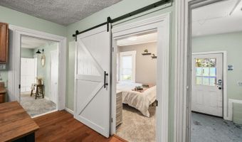 109 5th St, Aurora, IN 47001