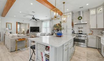 110 State St, Bay St. Louis, MS 39520