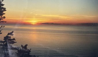 6856 Five Mile Pt, Allouez, MI 49805