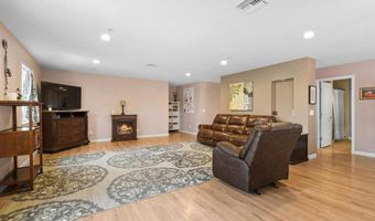 5441 Pennsylvania Ln, La Mesa, CA 91942