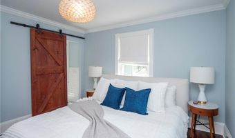 27 Mann Ave, Newport, RI 02840