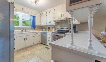 2001 Meadowlark Ln, Albertville, AL 35951