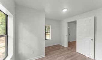 15616 Dogwood Rd, Bay Minette, AL 36507