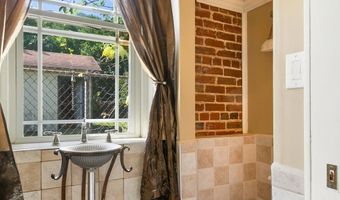 1670 North St, Baton Rouge, LA 70802