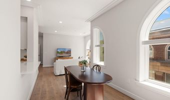 625 SLATERS Ln 401, Alexandria, VA 22314