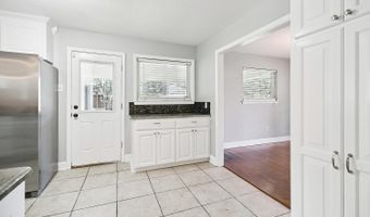 9550 Southlawn Dr, Baton Rouge, LA 70810