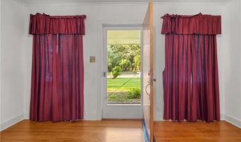 1802 SHIRLEY PARK Pl, Alexandria, LA 71301