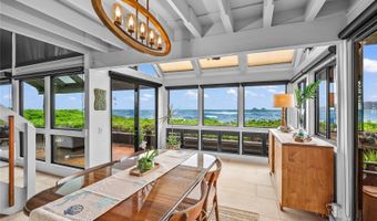 592 Kaimalino St, Kailua, HI 96734