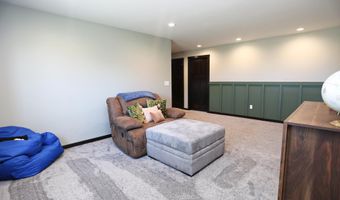1203 Nano Nagle Ave, Aberdeen, SD 57401