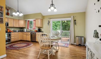 13 Queen St, Barre, VT 05641
