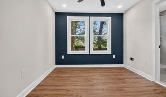 27 GLENWOOD Ave, Baltimore, MD 21228