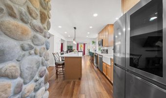 3146 CLUB Dr, Allentown, PA 18103