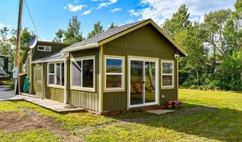 8 Duck Head Ln, Babb, MT 59411