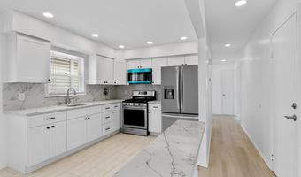 64 ISABELLA Ave 2, Bayonne, NJ 07002