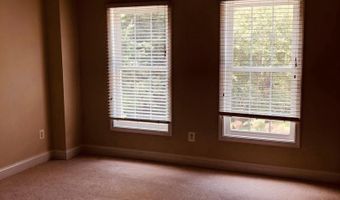 8533 GALLAHAN Ct, Alexandria, VA 22309