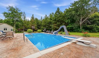 3405 Pawnee Dr SE, Alexandria, MN 56308