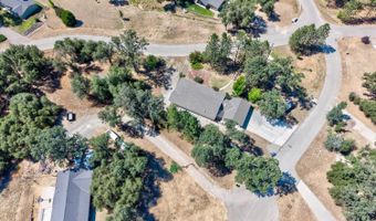 45241 Dillon Dr, Ahwahnee, CA 93601