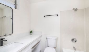 1555 Pohaku St B609, Honolulu, HI 96817