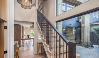 410 N Acacia Ave, Solana Beach, CA 92075