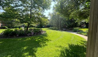 1736 N RHODES St 5-290, Arlington, VA 22201