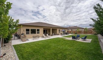 784 Grey Hawk Dr, Fernley, NV 89408