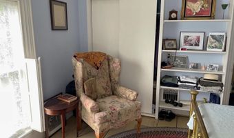 17 James St, Bangor, ME 04401