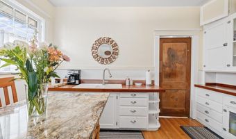 720 E 16TH St, Cheyenne, WY 82001