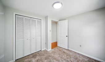 30 Lakeshore Dr, Alloway, NJ 07422