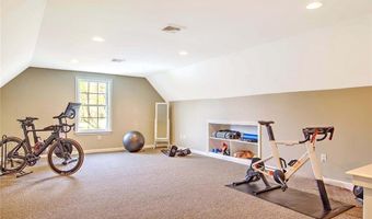 7 Court Ave, Barrington, RI 02806
