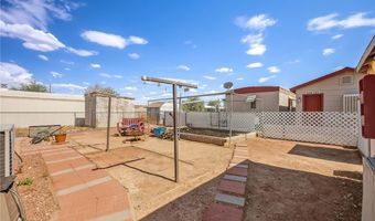 976 Holly St, Bullhead City, AZ 86442