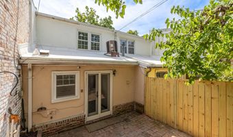 541 4TH St SE, Washington, DC 20003