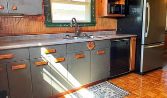 10 Elm Blvd, Babbitt, MN 55706