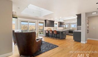 889 E Chardie Rd, Boise, ID 83702
