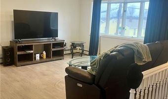 84 N View Ave, Cranston, RI 02920